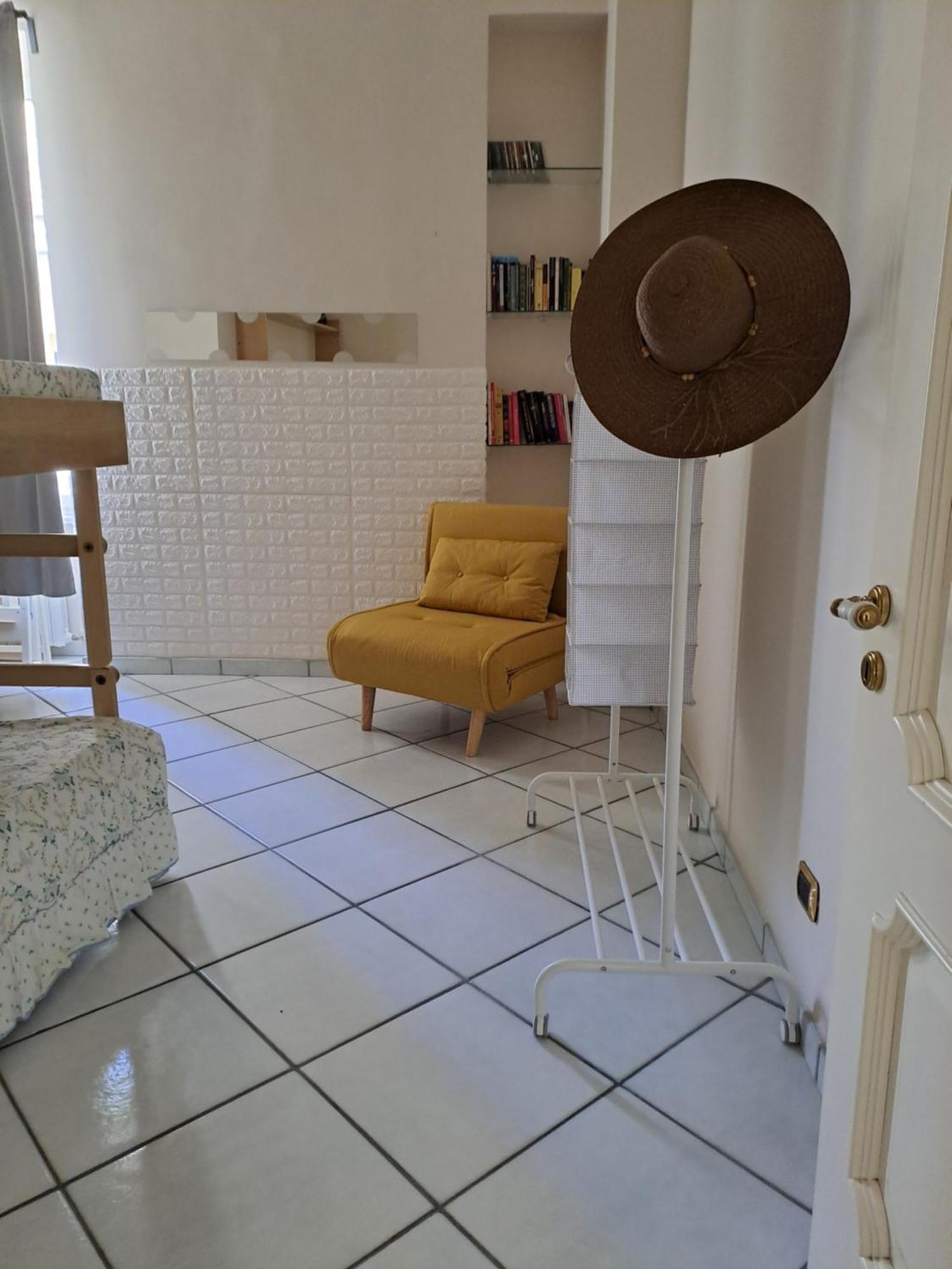 Grimaldi Apartment Salerno Esterno foto